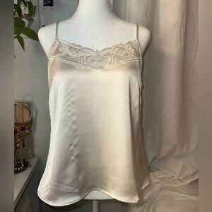 H&M Tank top cream white with design size small